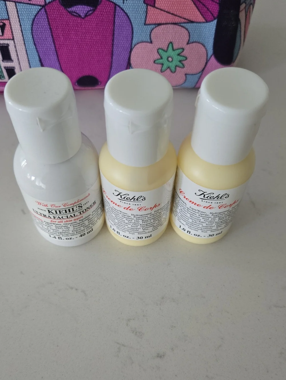 Never used Kiehl's bag Limited ed. & 2x Kiehls Lotion creme de corps & 1x Facial